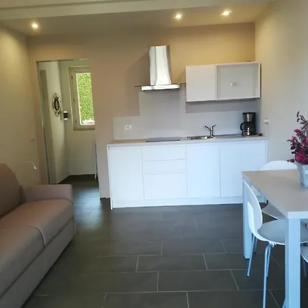 بيت ضيافة Cascina Nel Bosco