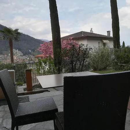 卡希纳莱博斯科公寓式酒店 招待所 坎诺比奥