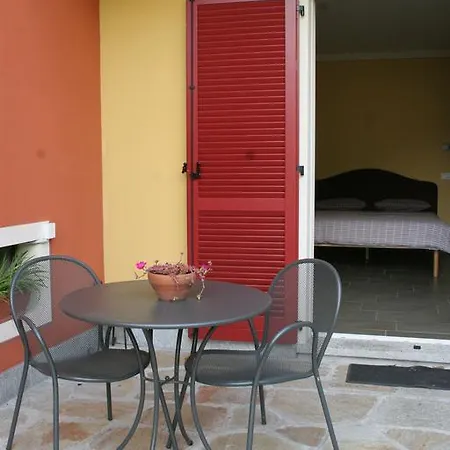 بيت ضيافة Cascina Nel Bosco