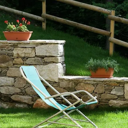 بيت ضيافة Cascina Nel Bosco كانوبيو