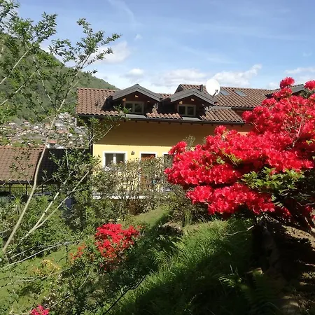 Cascina Nel Bosco 3*