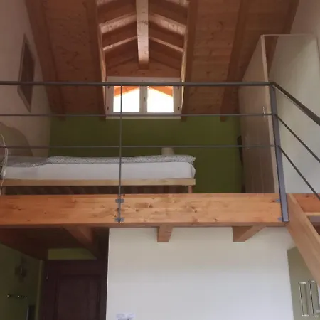 Cascina Nel Bosco بيت ضيافة كانوبيو